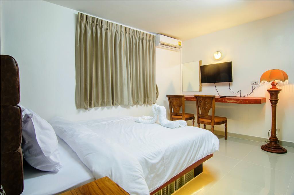 פאטאיה Khunsri Resort Art Boutique Hotel חדר תמונה